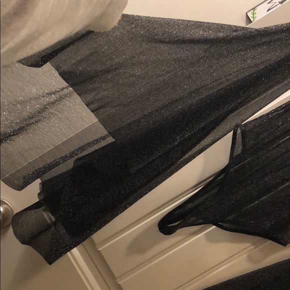 long sleeve body suit - Picture 2 of 5